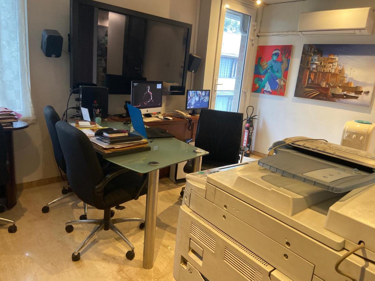 Art House Vasant Vihar New Delhi Bed and Breakfast Εξωτερικό φωτογραφία